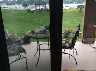 2465 Riverside Dr APT 109, Trenton, MI 48183