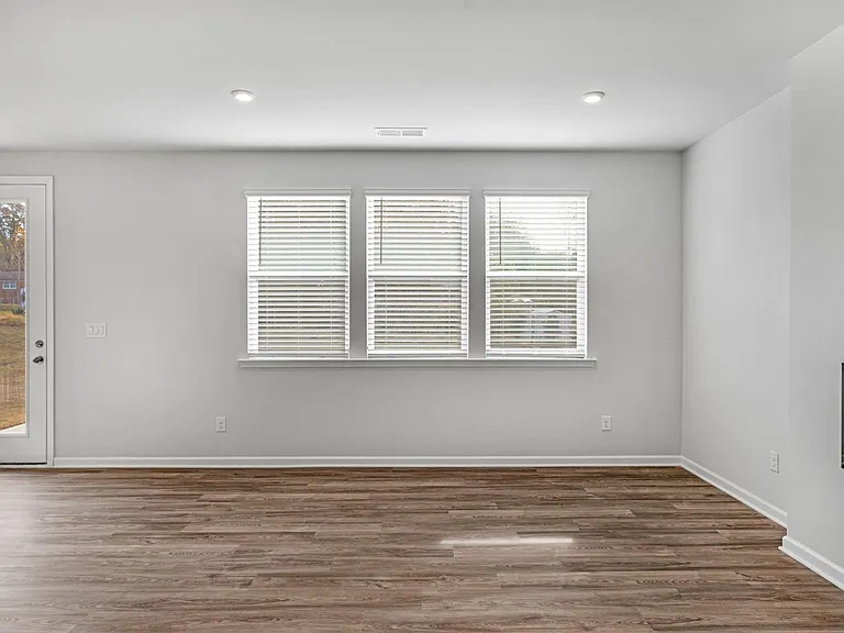 2034 Blue Sky Meadows Dr — Photo 10