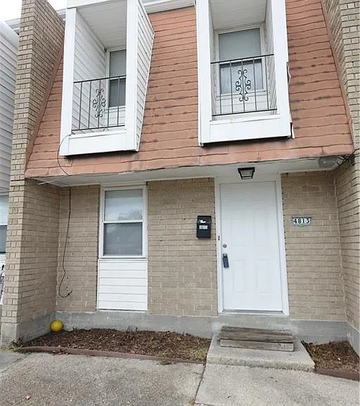 4813 W Napoleon Ave — Photo 1