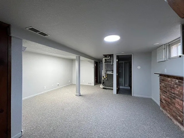 2125 Stirling St — Photo 26