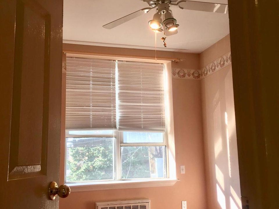 2nd image of 1031 E 92nd St #1B