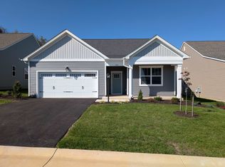 7431 Kings Pointe Dr, Fairlawn, VA 24141