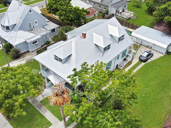 4th image of 501 Sumner St