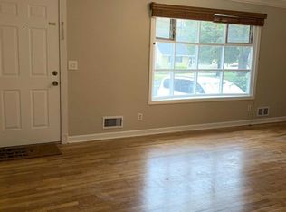 195 Graphic Blvd, Bergenfield, NJ 07621