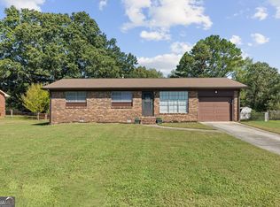 1064 Meadowbrook Ln NW, Conyers, GA 30012