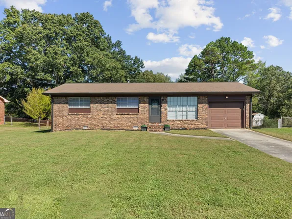 1064 Meadowbrook Ln NW, Conyers, GA 30012