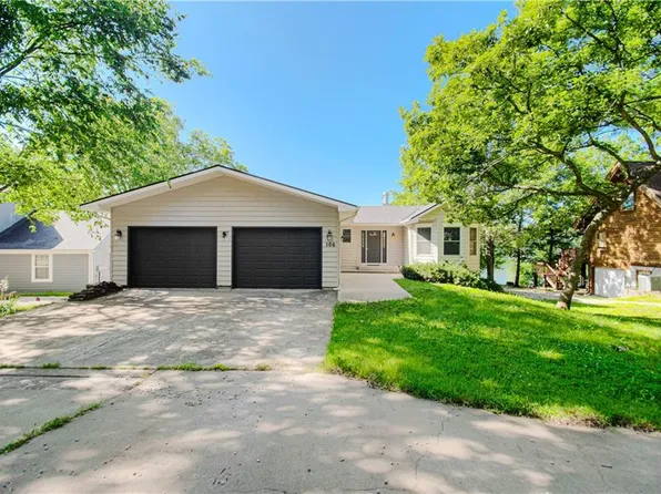 106 Timber Valley Dr, Linn Valley, KS 66040