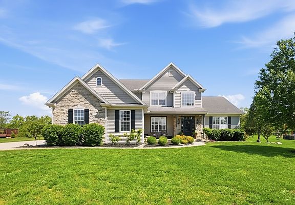 3rd image of 9488 Sandy Run Dr