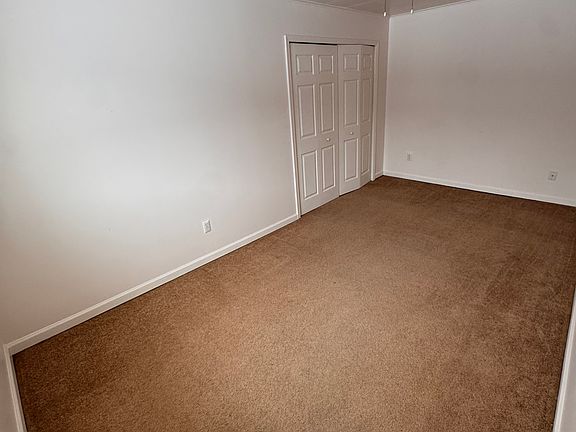 3rd image of 4090 Huron St #6