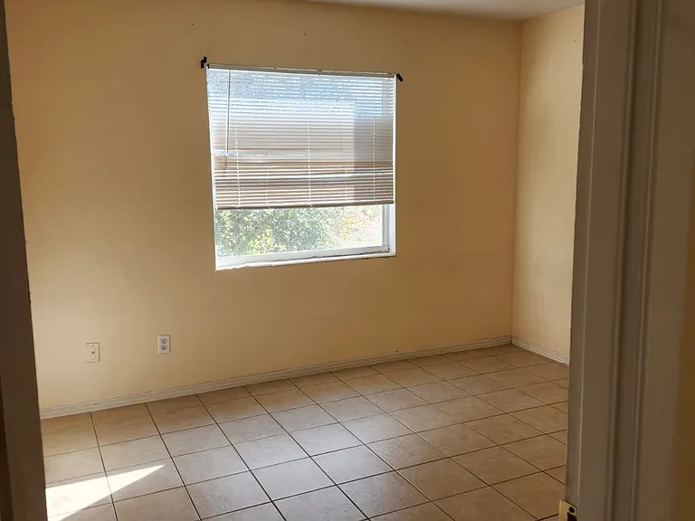736 Michigan Ct #4 — Photo 4