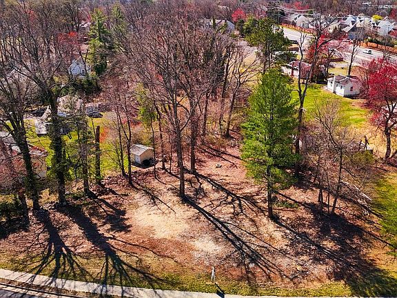 3rd image of 12205 Waples Mill Rd