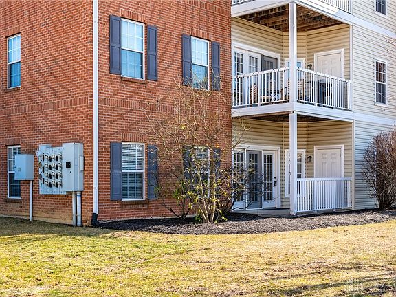 4th image of 2636 Harding Ct APT M
