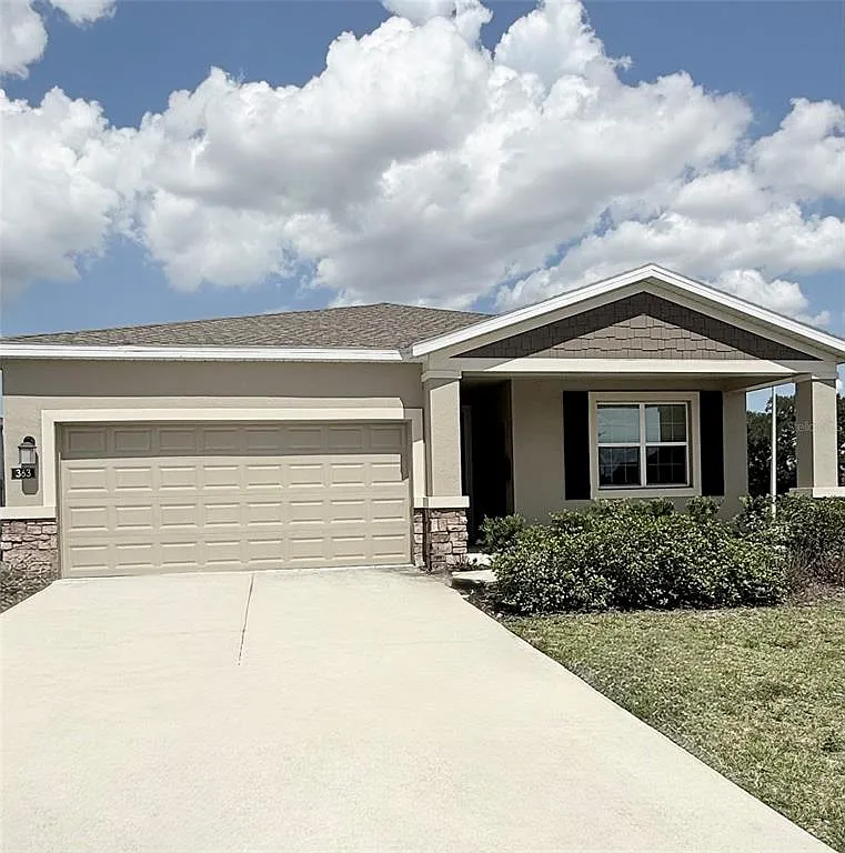 3 bed, 2.0 bath, 1760 sqft, $2,250 — Photo 3
