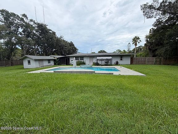 3rd image of 1790 Harlock Rd