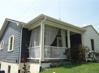 923 N South St, Mount Airy, NC 27030