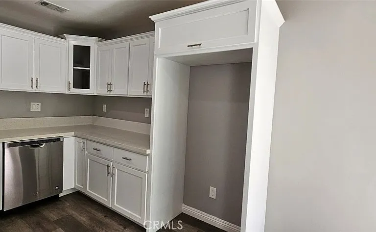 12308 Valley View Ave — Photo 42