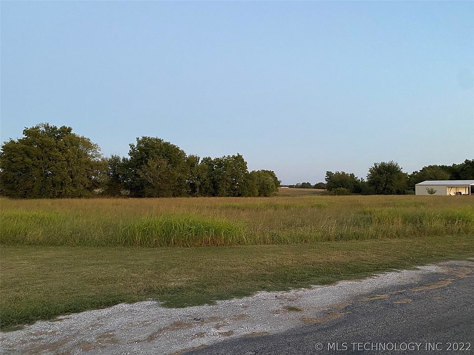 2nd image of Valley Ranch Rd