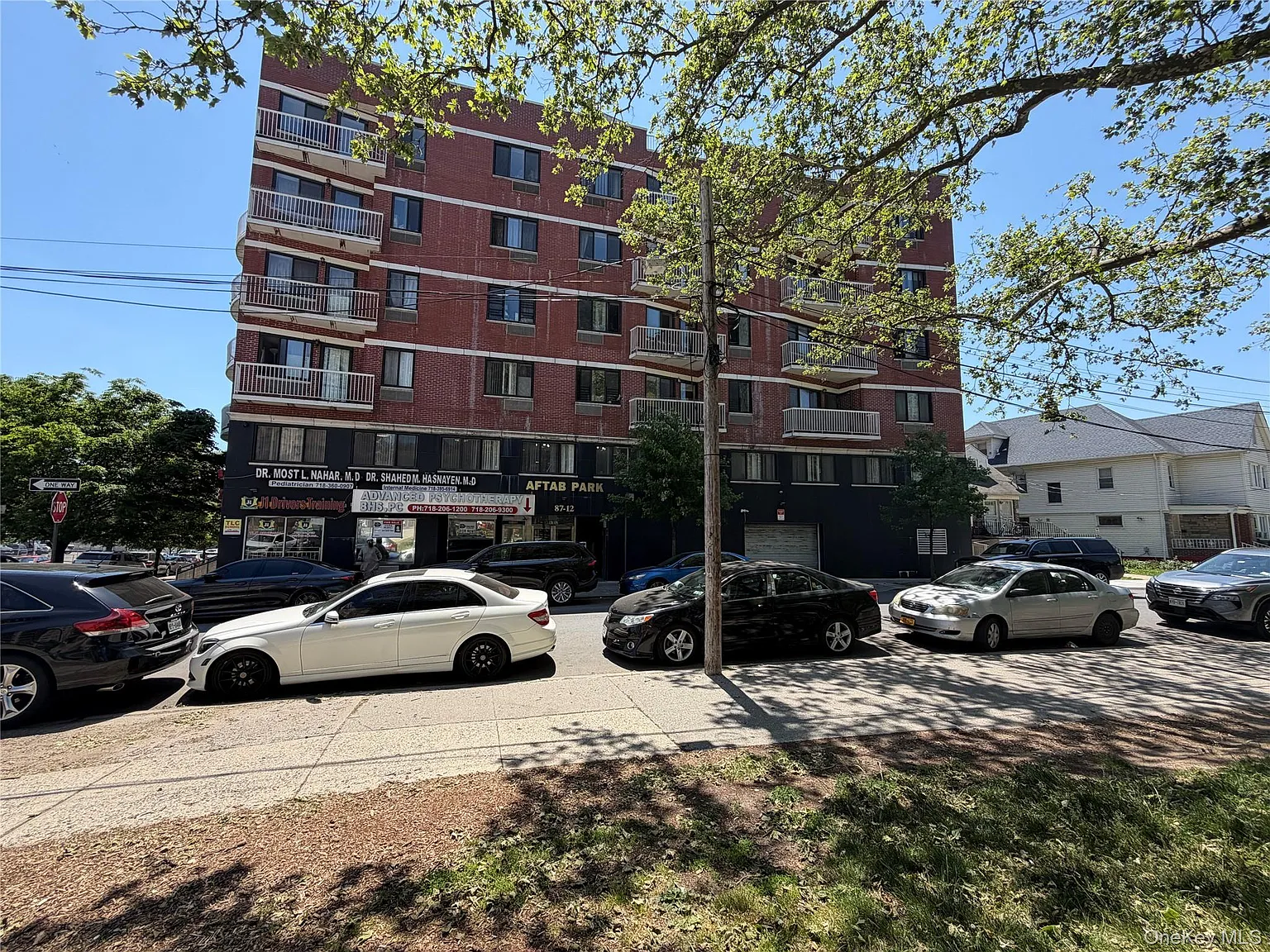 2 bed, 2.0 bath, 876 sqft, $3,000 — Photo 1