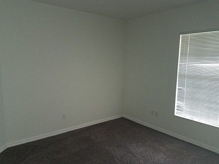 4th image of 657 Dubarry Ave S