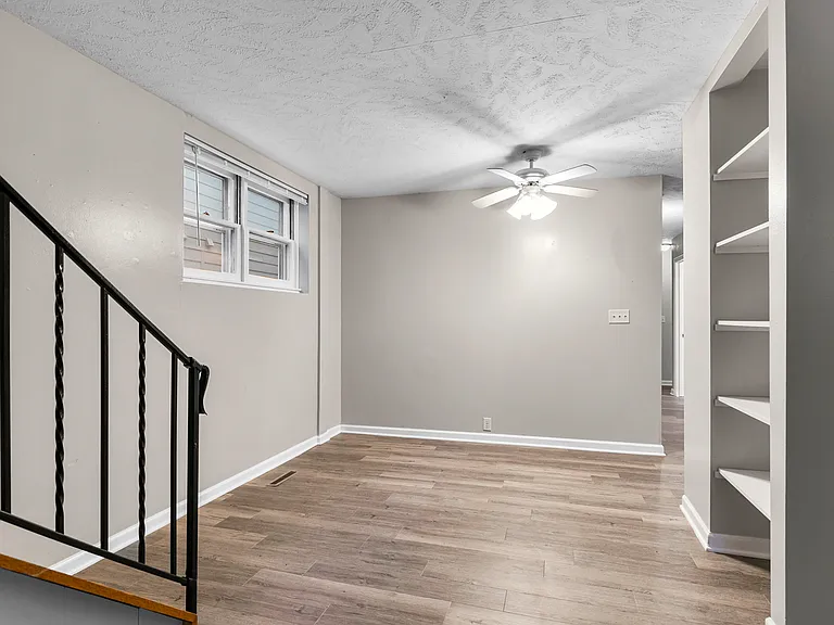 336 S 5th St #340 — Photo 4