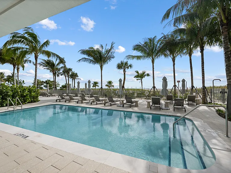 900 N Ocean Blvd #802 — Photo 39