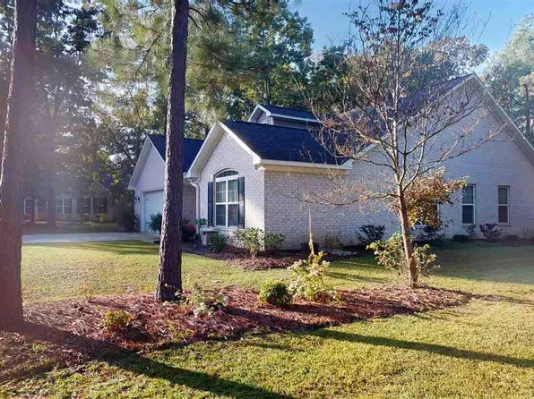 1916 Garland Dr, Hartsville, SC 29550