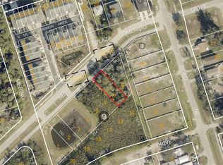 Savona Dr NE LOT 8, Saint Petersburg, FL 33702