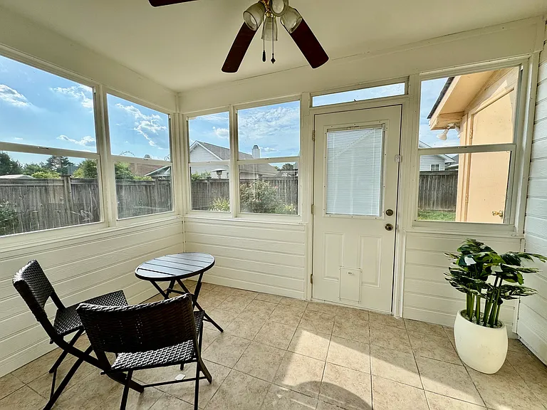 124 Saddlehorn Dr — Photo 12