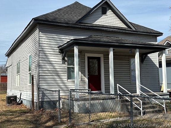 4th image of 1011 N H St