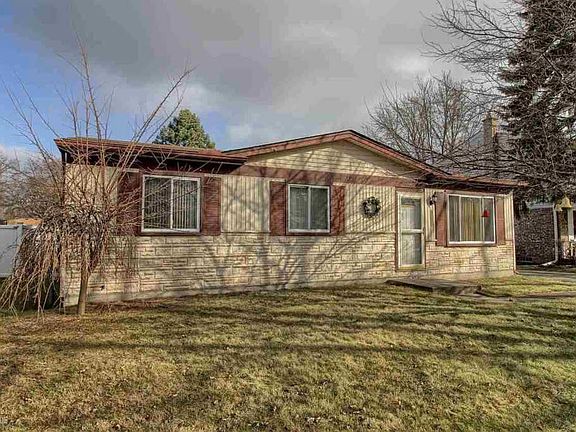 2nd image of 50542 Bower Dr