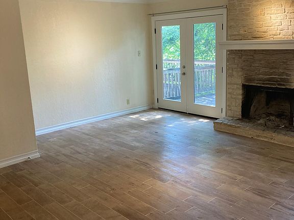 2nd image of 3529 N Hills Dr APT B