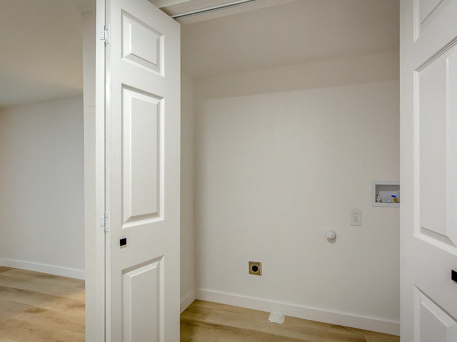 3 bed, 1730 sqft, $2,200 — Photo 3