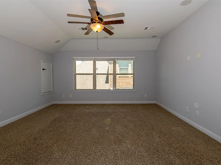 7 Whispering Thicket Pl — Photo 20