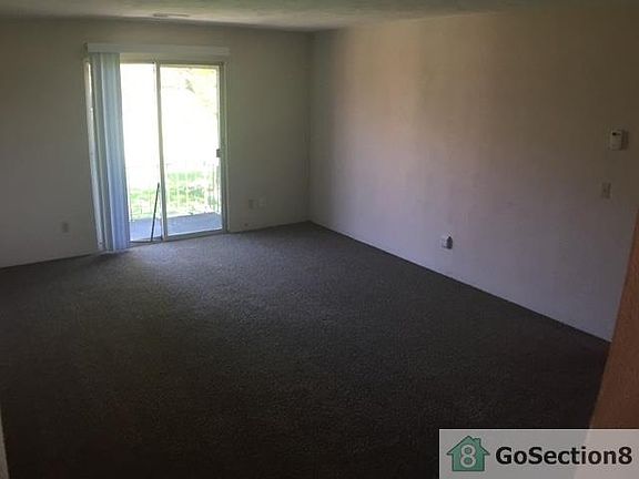 4th image of 2102 Tower Blvd APT 203