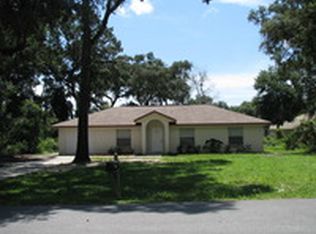 5 Oak Circle Ln, Ocala, FL 34472