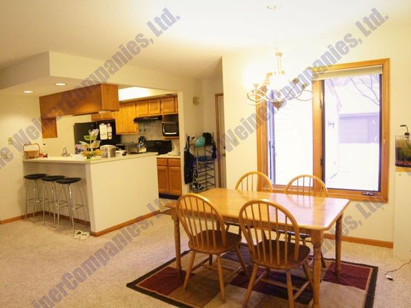 1804B Glenwood Oaks Ct, Urbana, IL 61801