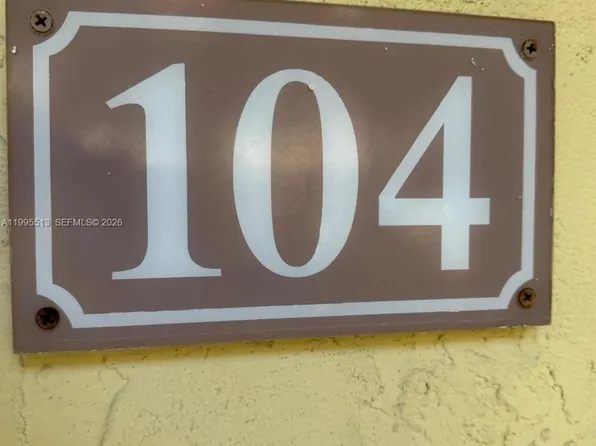 7820 Camino Real #J-104, Miami, FL 33143