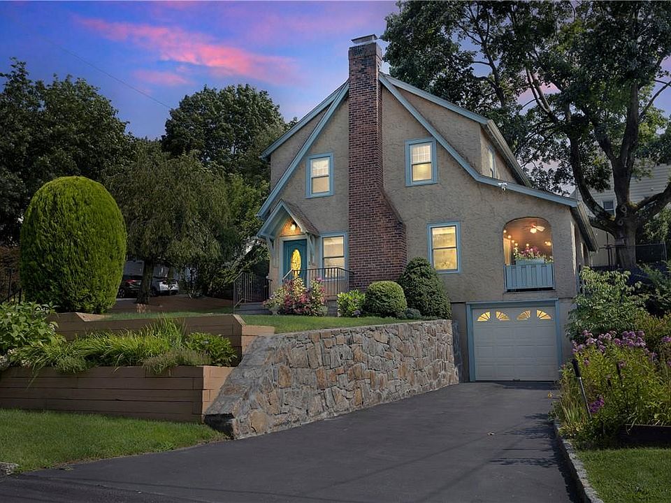 1st image of 165 Grant Avenue