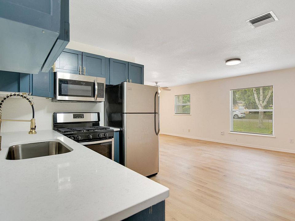 1st image of 113 Kendra Ave