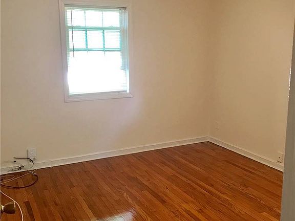 5th image of 21807 64th Ave Floor 2