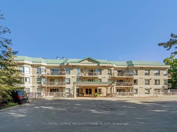 24 Chapel St #Penthouse 02, Halton Hills, ON L7G 6A7