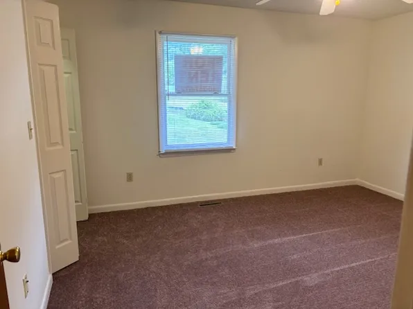 1395 W Spiller St #F, Wytheville, VA 24382