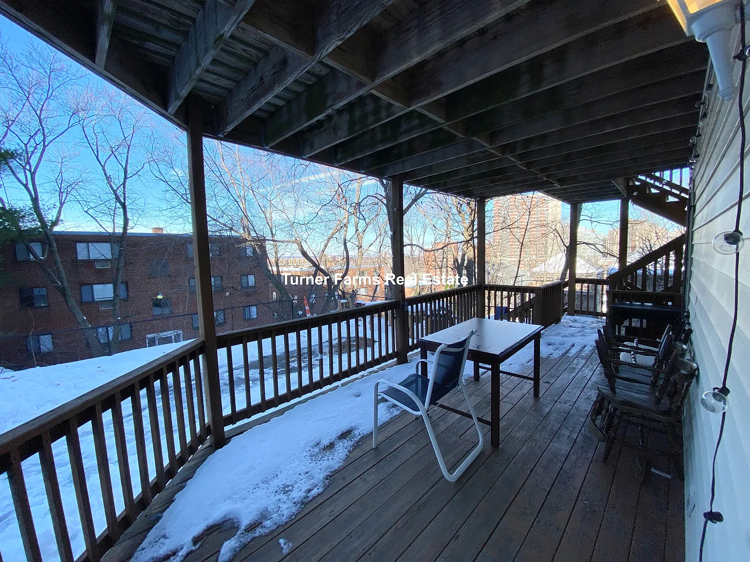15 Sunset St — Photo 3