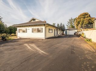 93581 Bay Park Ln, Coos Bay, OR 97420