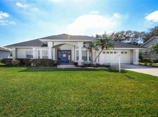 5758 Sandy Pointe Dr, Sarasota, FL 34233
