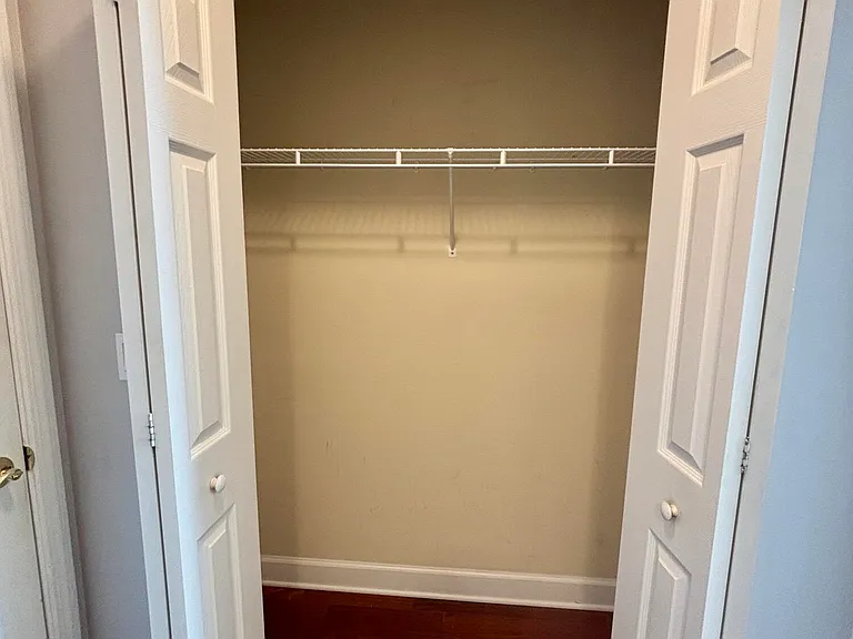 11827 Crusselle Dr — Photo 24