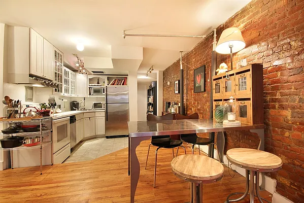 Rented by Corcoran | media 20