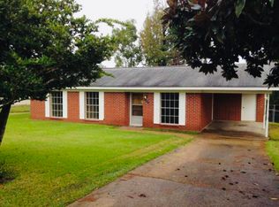 204 N 10th St, Leesville, LA 71446
