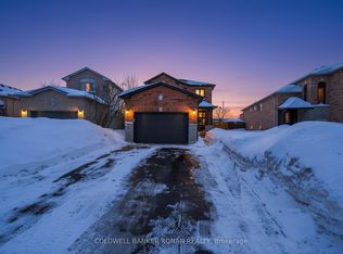 13 Bluegrass Dr, Barrie, ON L4N9N9