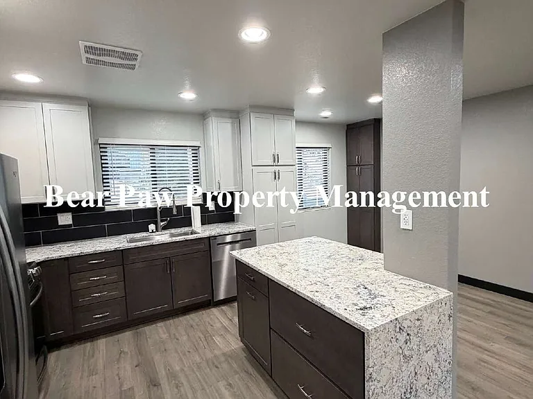 4886 Silver Spruce Ln — Photo 2